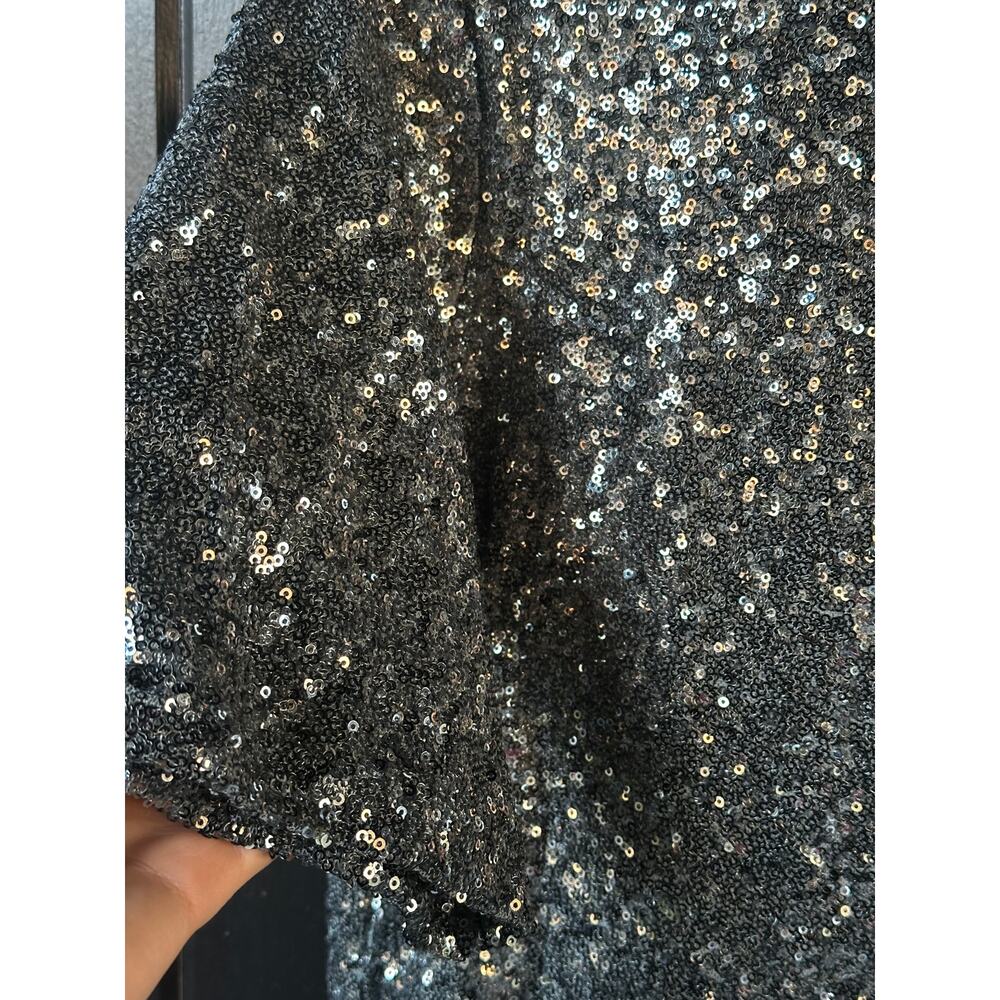 H&M Mama Silver Sequin Short Sleeve Top Party Holiday Sparkle - Picture 3 of 4